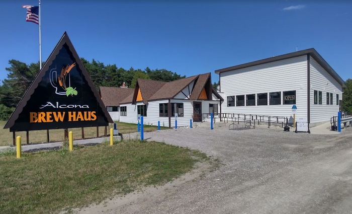 Alcona Brew Haus (Muehlbecks Bavarian Village) - Web Listing (newer photo)